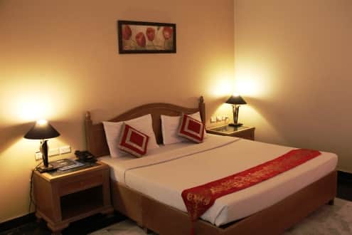 Hotel Aditya Ludhiana, Ludhiana 2